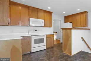 2513 Hillwood Pl, Charlottesville, VA 22901 - Photo 16