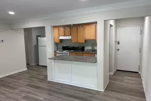 1800 Jefferson Park Ave, Charlottesville, VA 22903 - Photo 6