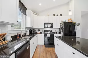 11183 Drogheda Mountain Rd, Rixeyville, VA 22737 - Photo 8