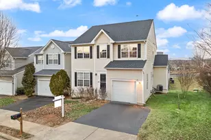 1926 Sunflower Dr, Culpeper, VA 22701 - Photo 2