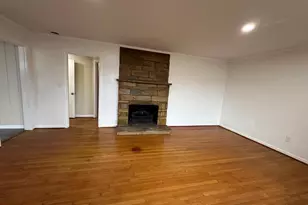 934 N E St Ext, Culpeper, VA 22701 - Photo 4