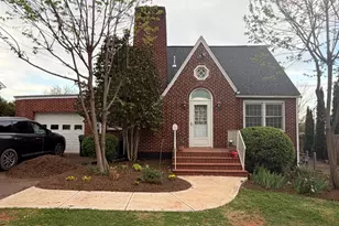 1235 S Blue Ridge Ave, Culpeper, VA 22701 - Photo 1