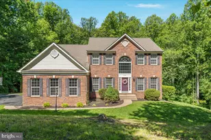 2300 Somerset Dr, Jeffersonton, VA 22724 - Photo 2