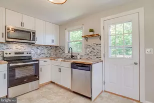 18318 Fox Mountain Ln, Culpeper, VA 22701 - Photo 8