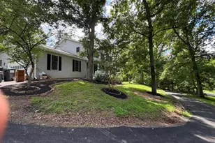 5645 Countryside Cir, Jeffersonton, VA 22724 - Photo 2
