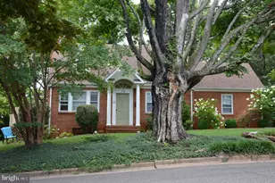 324 W Asher W, Culpeper, VA 22701 - Photo 2