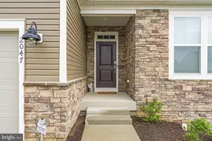 2047 Armstrong Ter, Jeffersonton, VA 22724 - Photo 2