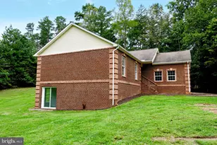 18048 Waterloo Rd, Amissville, VA 20106 - Photo 10