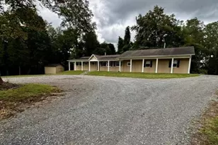 2285 Edward King Ln, Amissville, VA 20106 - Photo 1