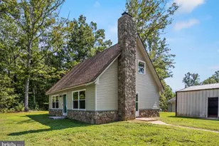 18984 Ryland Chapel Rd, Jeffersonton, VA 22724 - Photo 2
