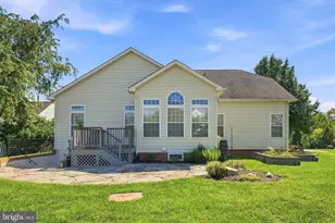 2001 Golf Dr, Culpeper, VA 22701 - Photo 8