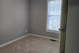 23055 Sir Barton Ct, Ruther Glen, VA 22546 - Photo 10