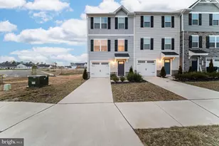 18256 Capital Ct, Ruther Glen, VA 22546 - Photo 2