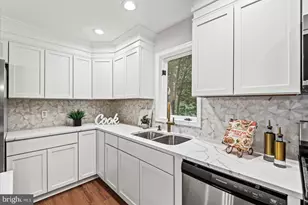 370 Land Or Dr, Ruther Glen, VA 22546 - Photo 18