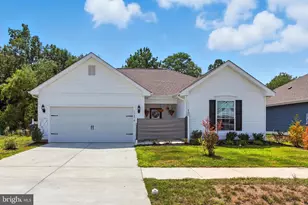17074 Rollins Rd, Bowling Green, VA 22427 - Photo 2