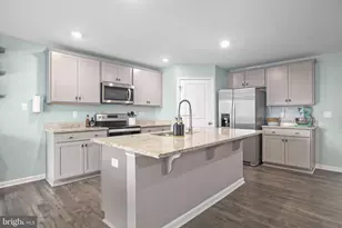 16041 Grant Ct, Bowling Green, VA 22427 - Photo 8