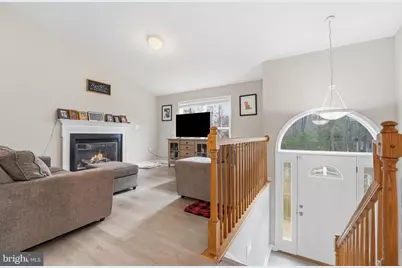 219 Hollyside Drive, Ruther Glen, VA 22546 - Photo 8