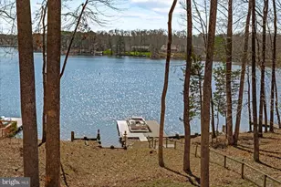 686 Lake Caroline Dr, Ruther Glen, VA 22546 - Photo 12