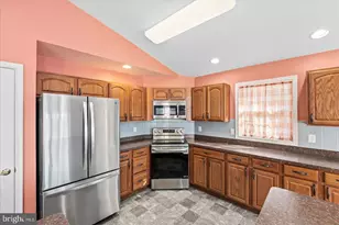 686 Lake Caroline Dr, Ruther Glen, VA 22546 - Photo 24