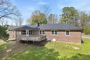 18246 White Pine Dr, Milford, VA 22514 - Photo 32