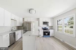 18246 White Pine Dr, Milford, VA 22514 - Photo 12