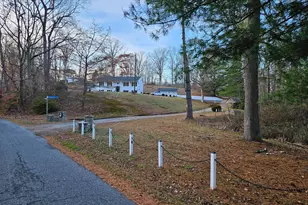 14464 Lipscomb Hill Ln, Milford, VA 22514 - Photo 12