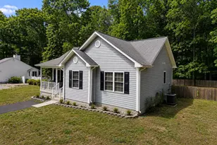 409 Cornwall Dr, Ruther Glen, VA 22546 - Photo 4