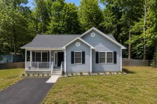 409 Cornwall Dr, Ruther Glen, VA 22546 - Photo 2