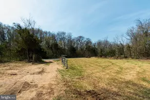 19005 Tidewater Trail, Fredericksburg, VA 22408 - Photo 22