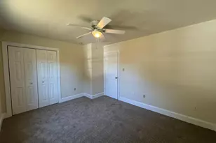 216 W Broaddus Ave, Bowling Green, VA 22427 - Photo 16