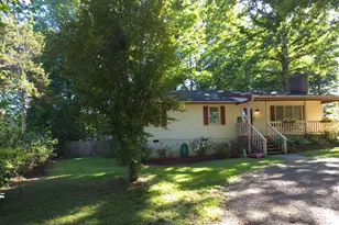 733 Canterbury Dr, Ruther Glen, VA 22546 - Photo 2