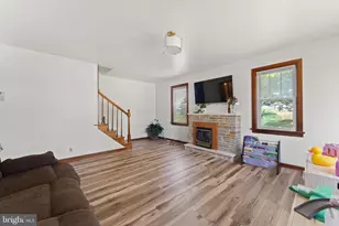 9256 Stonewall Jackson Rd, Woodford, VA 22580 - Photo 4