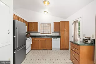 622 Welsh Dr, Ruther Glen, VA 22546 - Photo 8