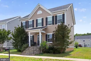 17266 Day Lily Dr, Ruther Glen, VA 22546 - Photo 2