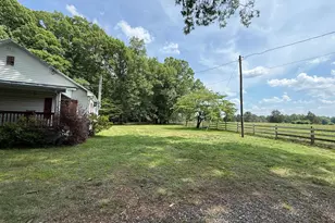 14192 Devils Three Jump Rd, Milford, VA 22514 - Photo 8