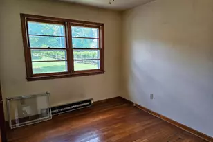 147 Chase St, Bowling Green, VA 22427 - Photo 10