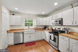 21182 Mt Rd, Rappahannock Academy, VA 22538 - Photo 10