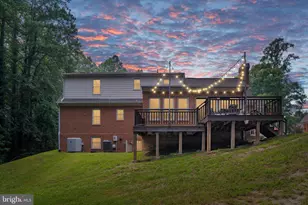 120 Lacy Ln, Bowling Green, VA 22427 - Photo 2
