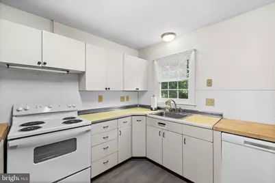 14401 Crystal Court, Woodford, VA 22580 - Photo 6