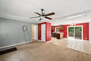151 Yorktown Dr, Ruther Glen, VA 22546 - Photo 8