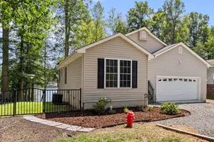 686 Lake Caroline Dr, Ruther Glen, VA 22546 - Photo 2