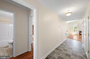 686 Lake Caroline Dr, Ruther Glen, VA 22546 - Photo 4