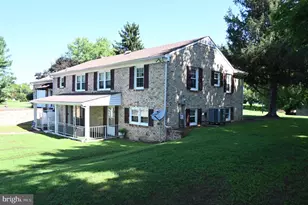 822 Back St, Port Royal, VA 22535 - Photo 2