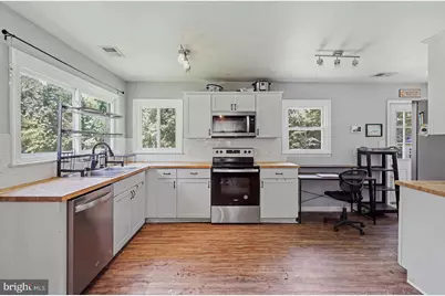 9301 Ladysmith Road, Ruther Glen, VA 22546 - Photo 12