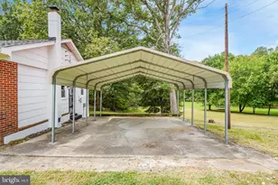 18260 Beazley Ln, Milford, VA 22514 - Photo 10