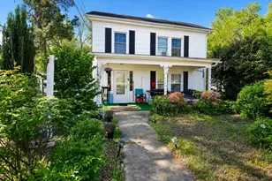 103 Seaboard Ave, La Crosse, VA 23950 - Photo 2