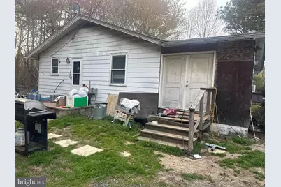 1059 Regent Road, Topping, VA 23169 - Photo 1
