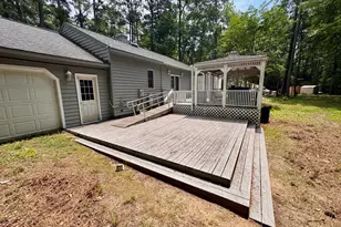 27 Sandy Bottom Dr, Deltaville, VA 23043 - Photo 4