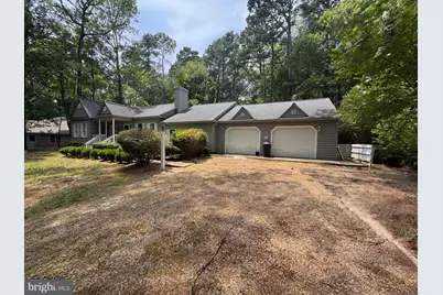 27 Sandy Bottom Drive, Deltaville, VA 23043 - Photo 2