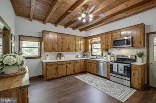 5708 Lakeview Rd, Quinton, VA 23141 - Photo 4